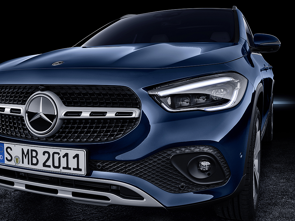 New Mercedes Benz Gla Grows In Size And Price Goauto