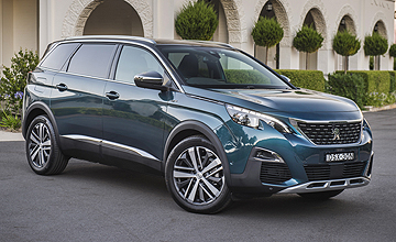 Peugeot  5008