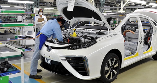 Stock shortages to continue: Toyota