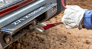 New winch bar to boost Holden Colorado fleet appeal | GoAuto