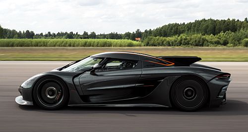 Koenigsegg Absolut breaks new 400km/h record